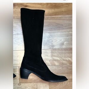 Stuart Weitzman black suede knee-high boots with a block heel size 9 1/2